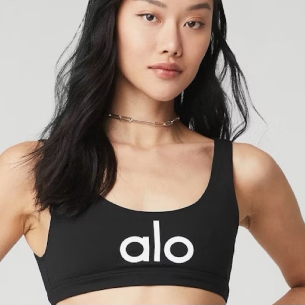 ALO Yoga Black Sports Bra Whith With Logo